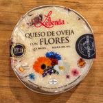 Queso Del Oveja Con Flores