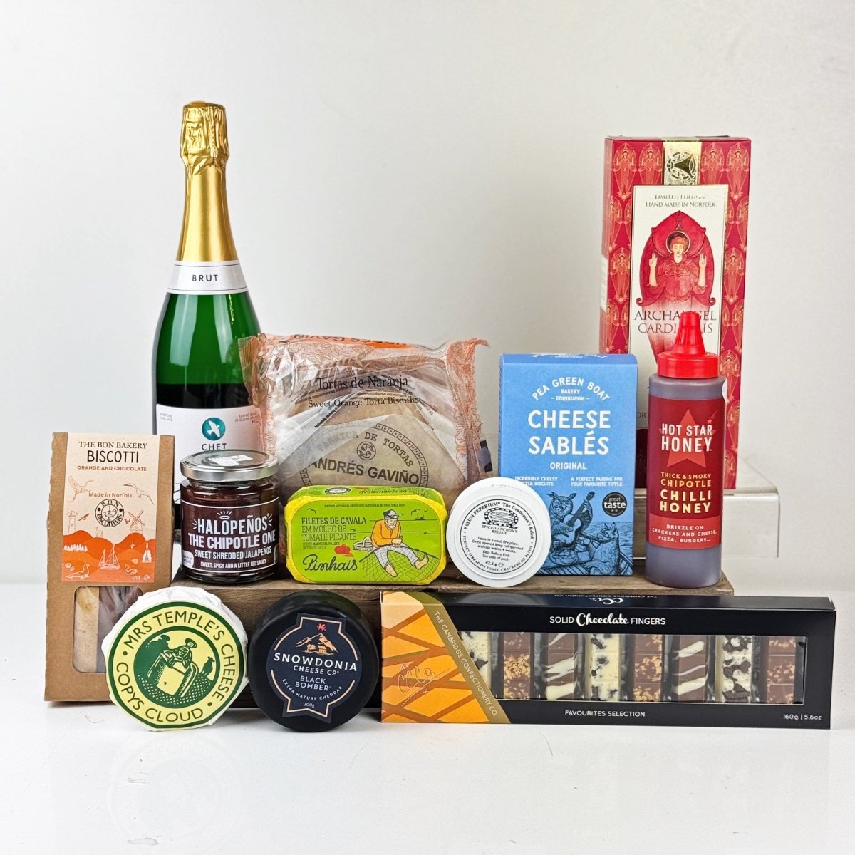 The Feast & Fizz Hamper - Norfolk Deli